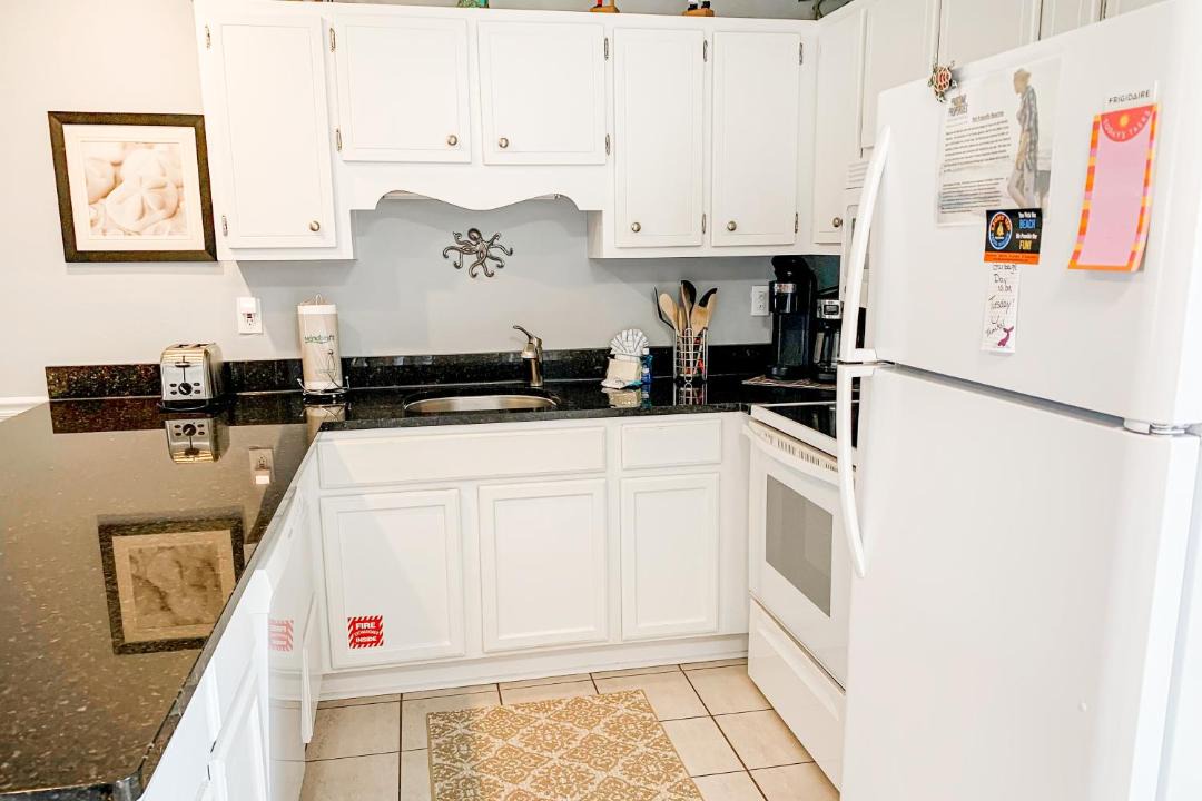 Photo of Kitchen in Gulf Aire