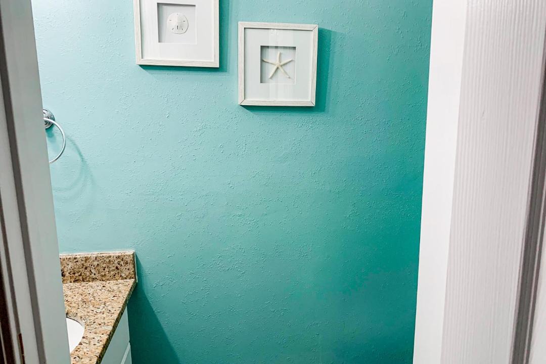 Photo of Bathroom in Gulf Aire