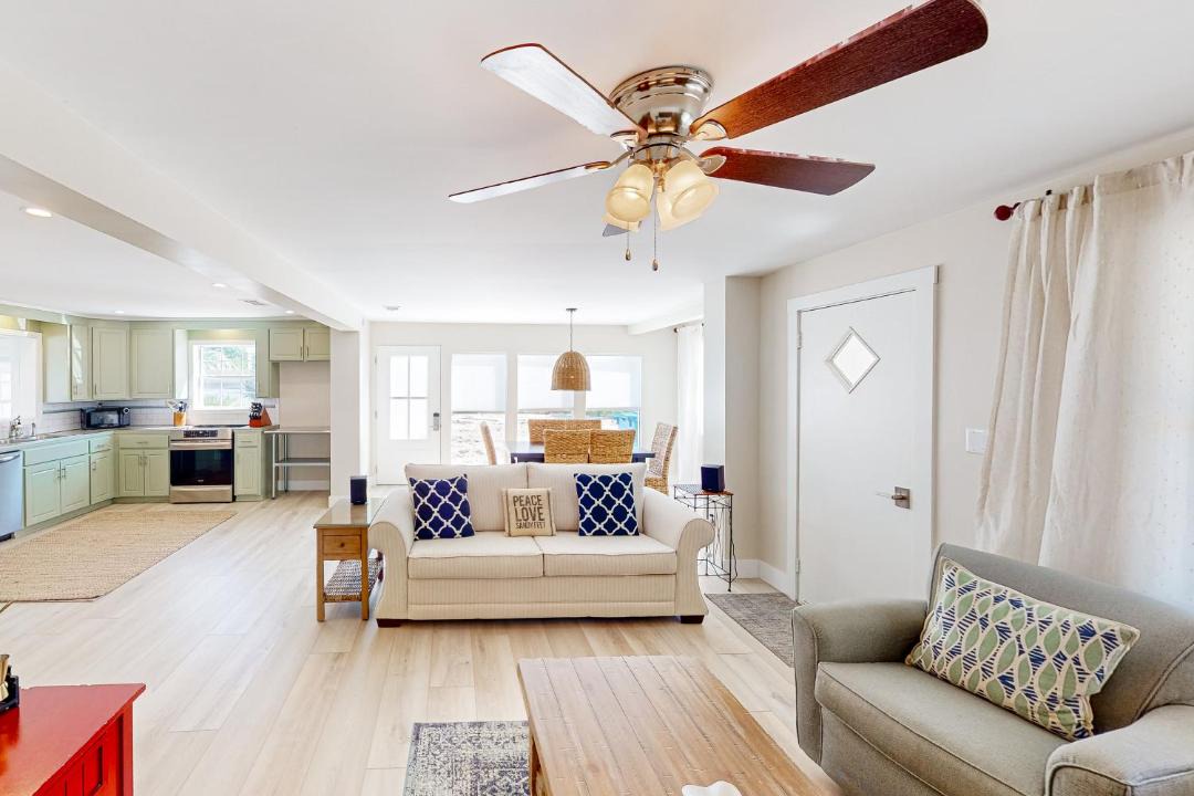 Photo of Livingroom in Riviera Beach