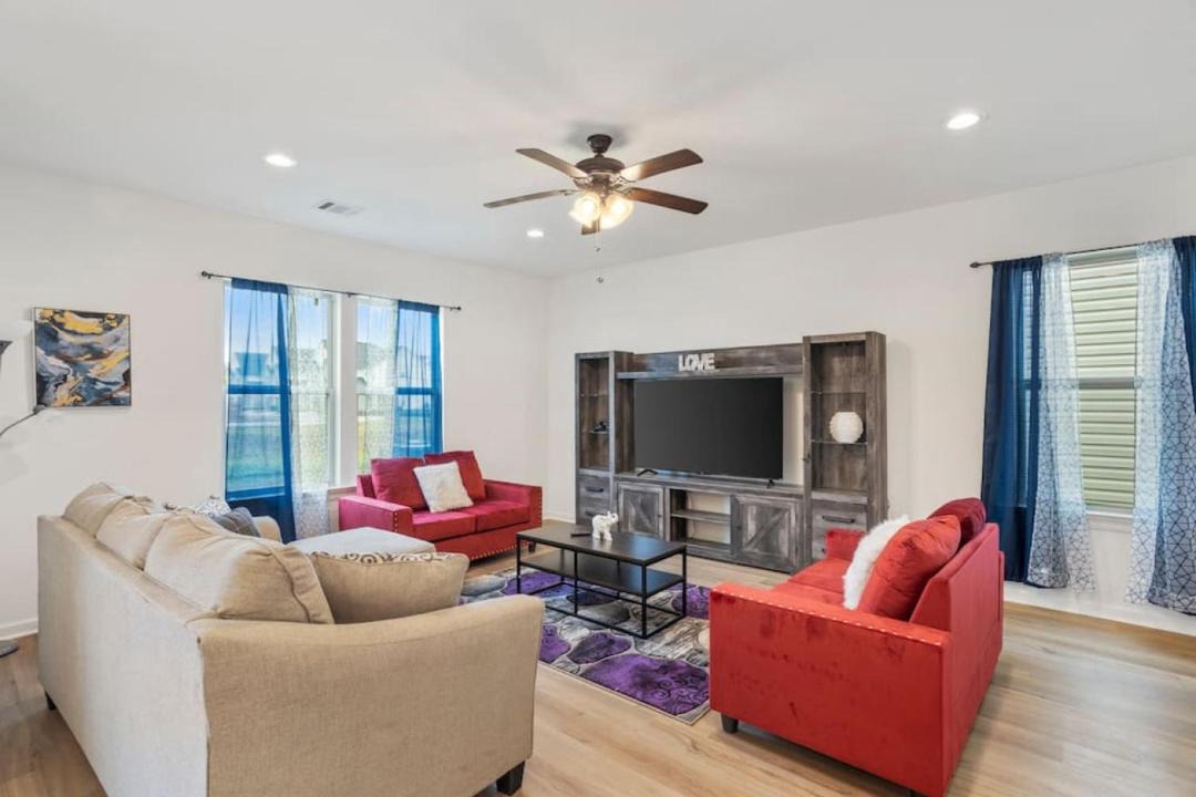 Photo of Livingroom in Highlands - Perkins