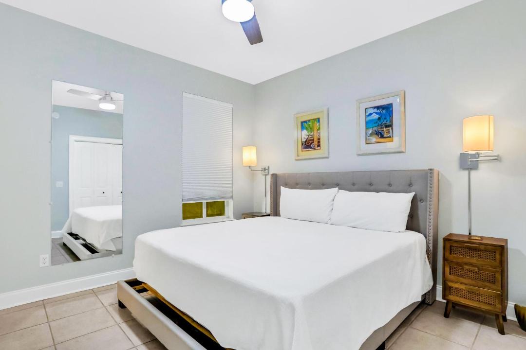 Photo of Bedroom in Dune Allen Beach