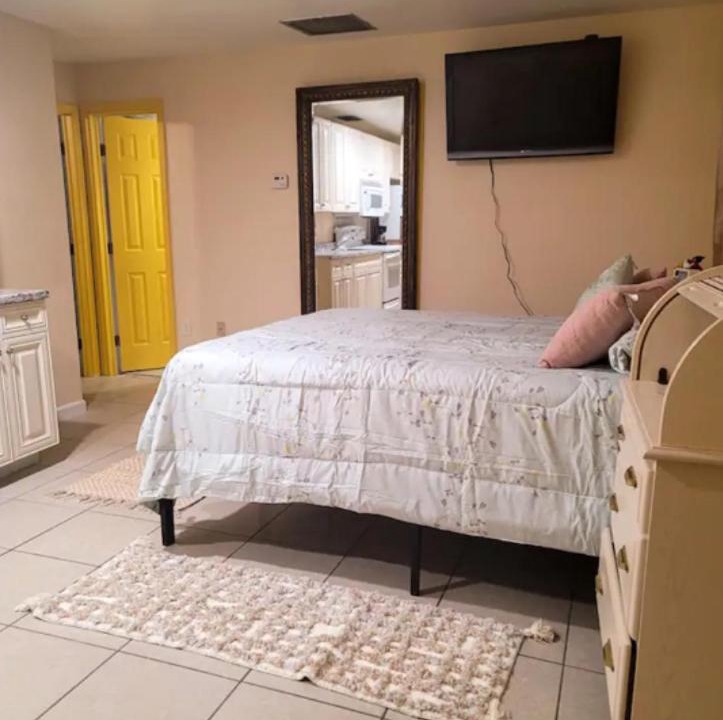 Photo of Bedroom in Golden Gate