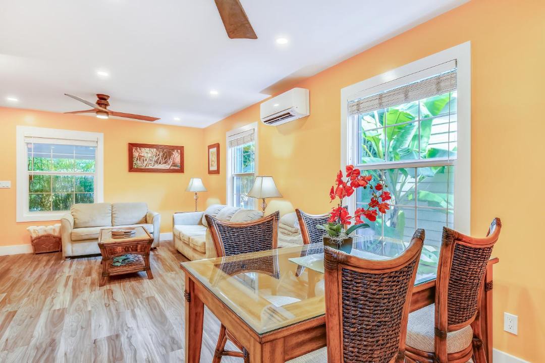 Photo of Livingroom in Old Town