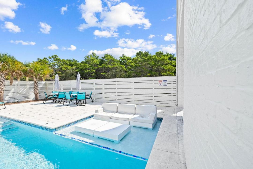Photo of Patio Balcony in Inlet Beach
