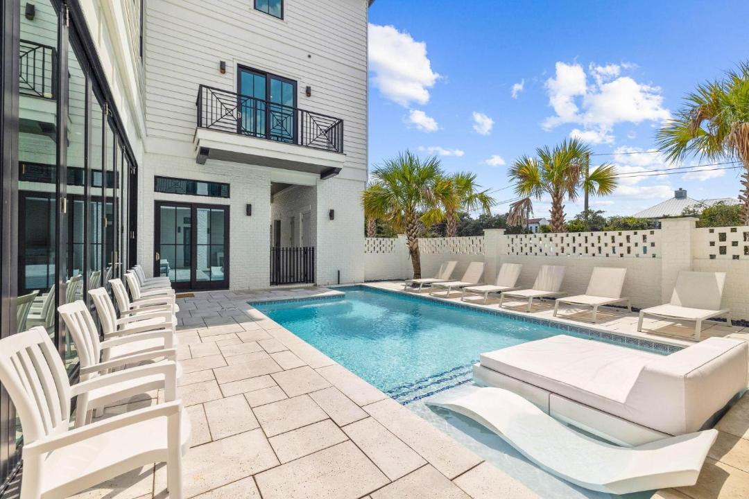 Photo of Patio Balcony in Inlet Beach