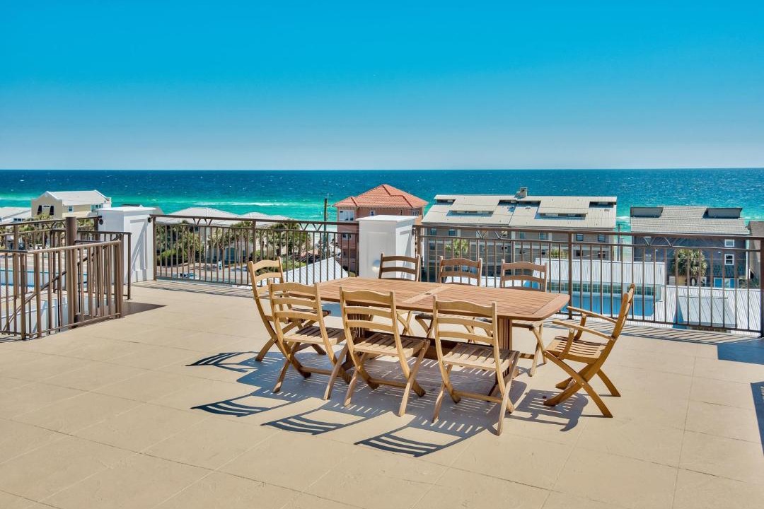 Photo of Patio Balcony in Frangista Beach