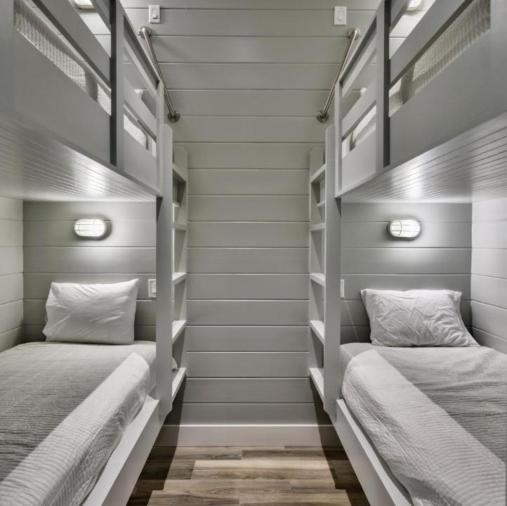 Photo of Bedroom in Frangista Beach