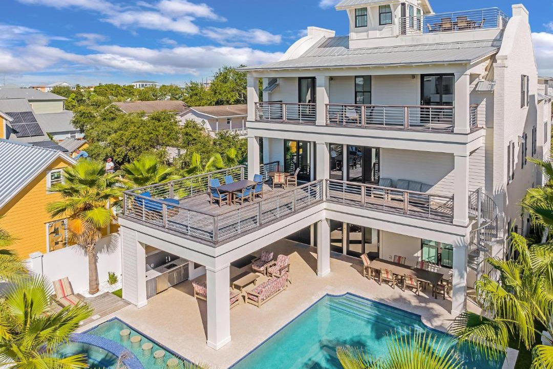 Photo of Patio Balcony in Crystal Beach