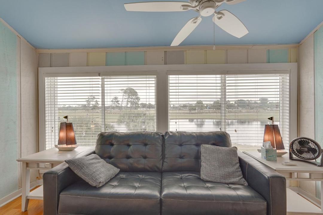 Photo of Livingroom in Upper Grand Lagoon
