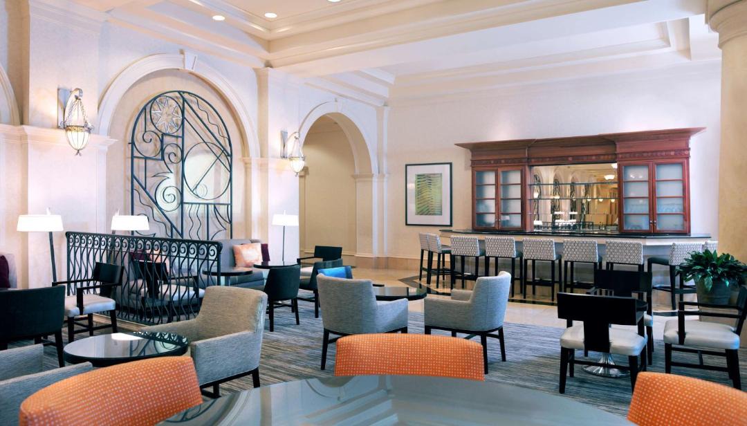 Photo of Livingroom in Park Shore