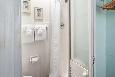 Photo of Bathroom in Key West Historic District