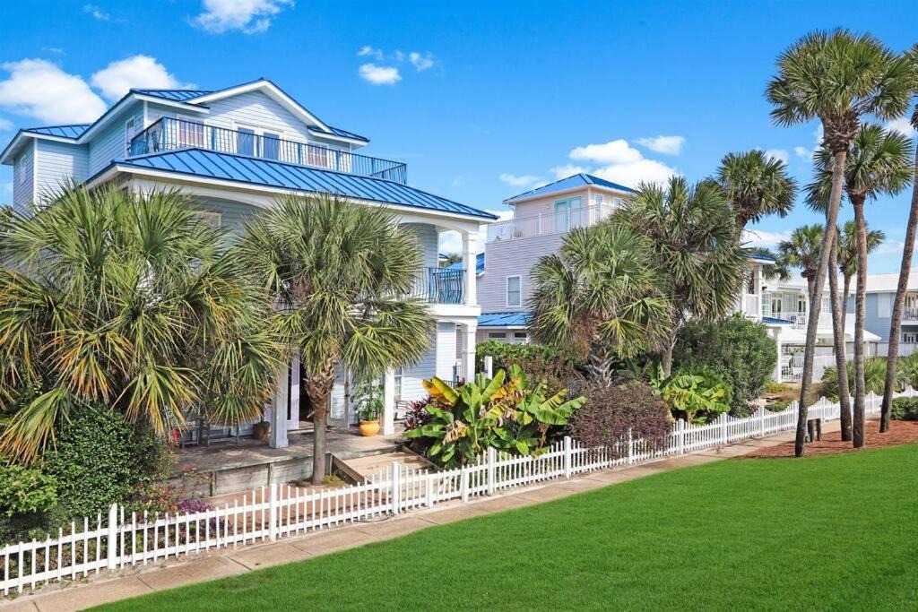 Photo of Others in Crystal Shores