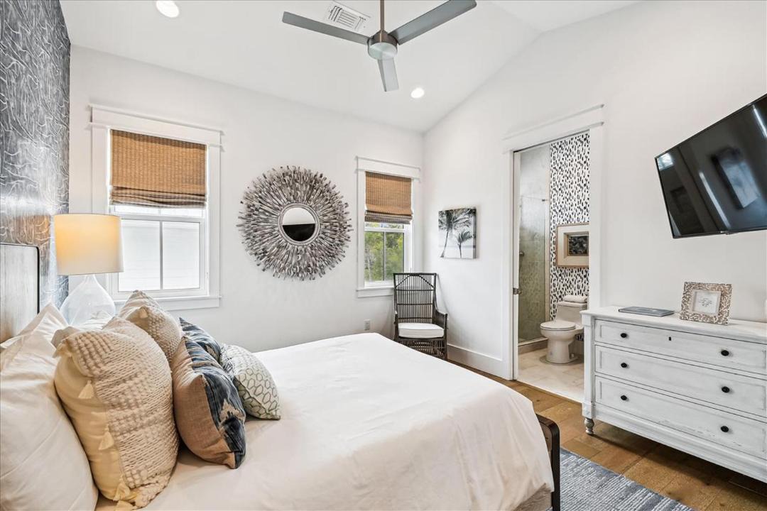 Photo of Bedroom in Sugarwood Beach