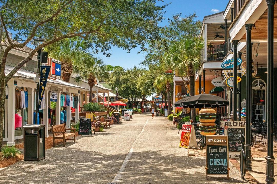 Photo of Others in Baytowne Wharf