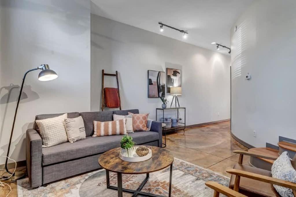 Photo of Livingroom in Springfield