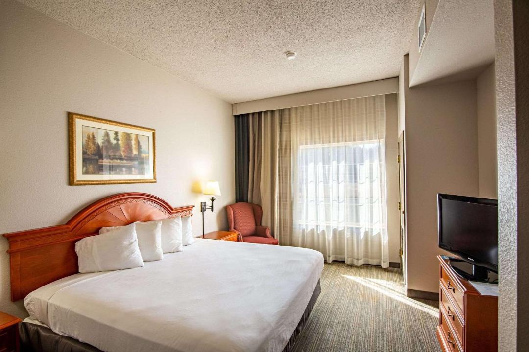 Photo of Bedroom in El Dorado
