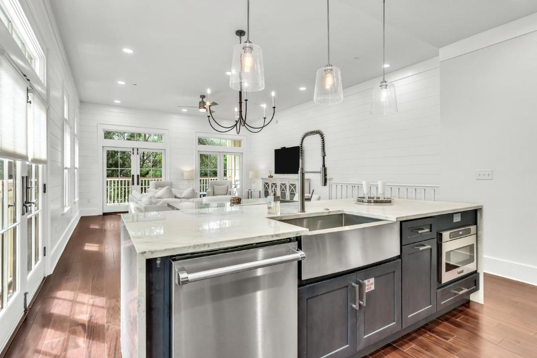 Photo of Kitchen in Beach District