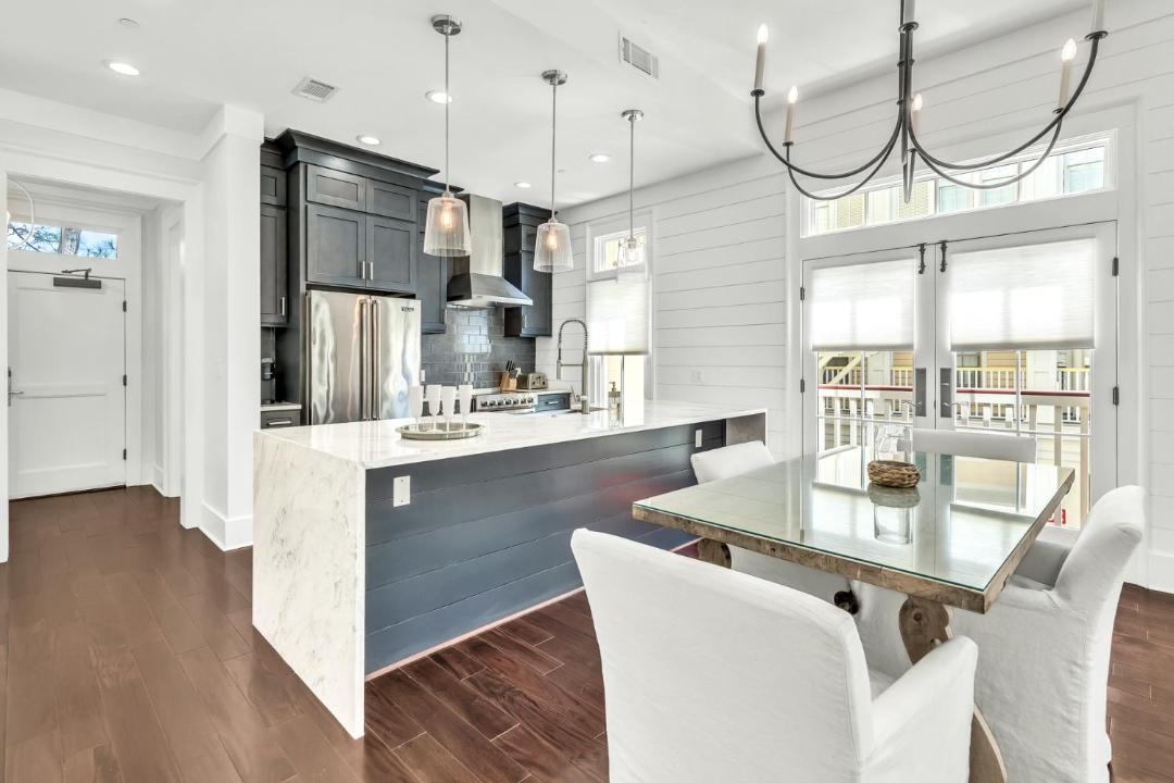 Photo of Kitchen in Beach District