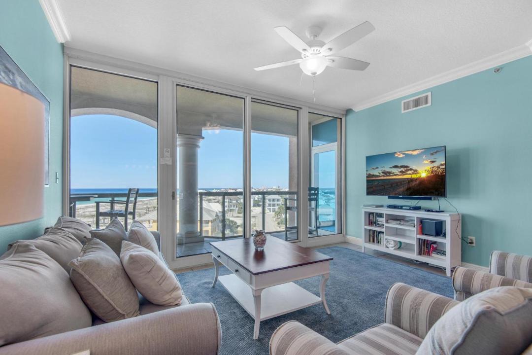 Photo of Livingroom in Pensacola Beach