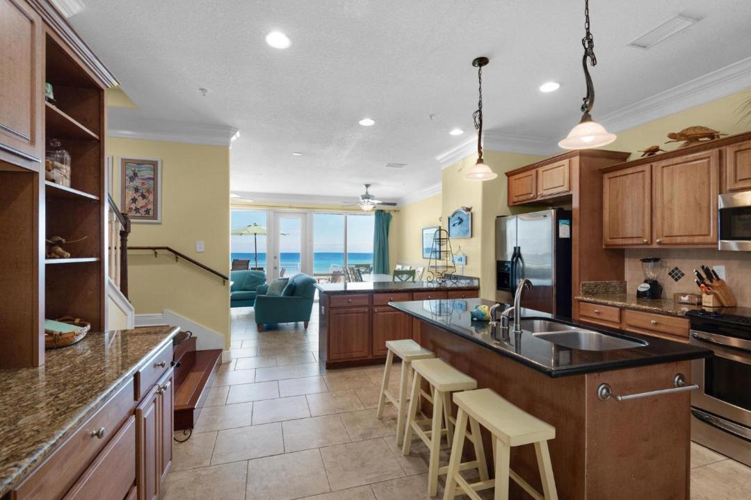 Photo of Kitchen in White Sands