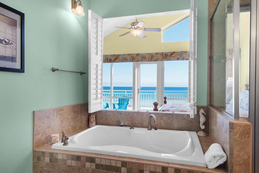 Photo of Bathroom in White Sands