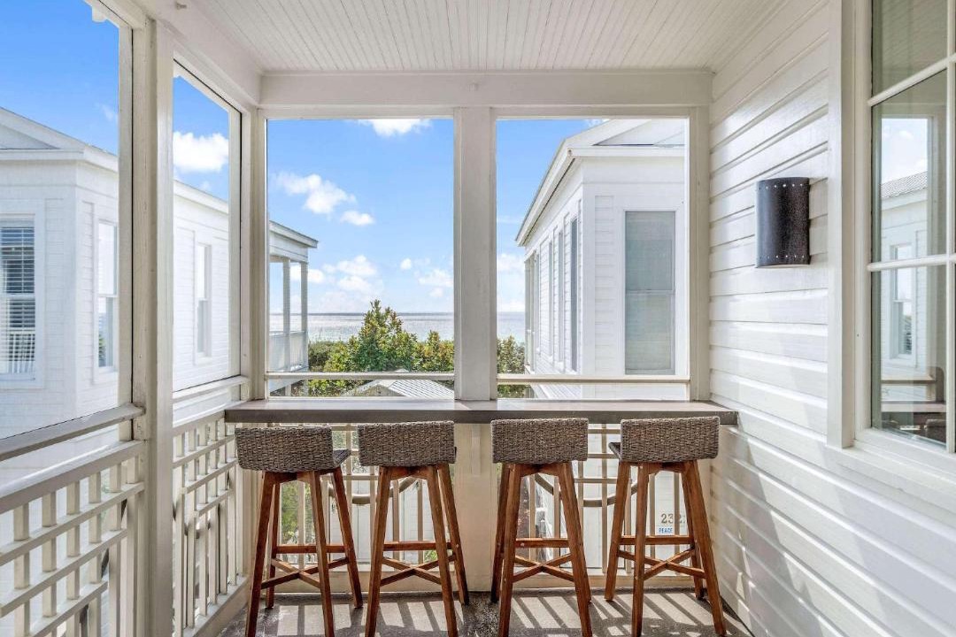 Photo of Patio Balcony in Seaside