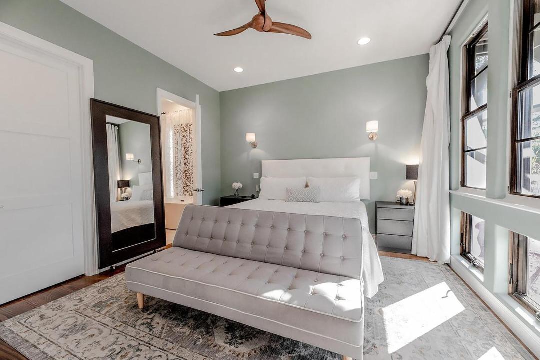 Photo of Bedroom in Dune Allen Beach