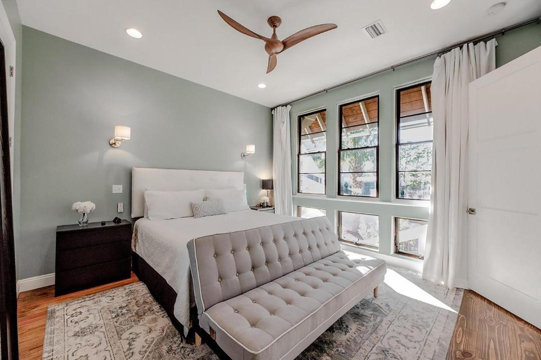 Photo of Bedroom in Dune Allen Beach