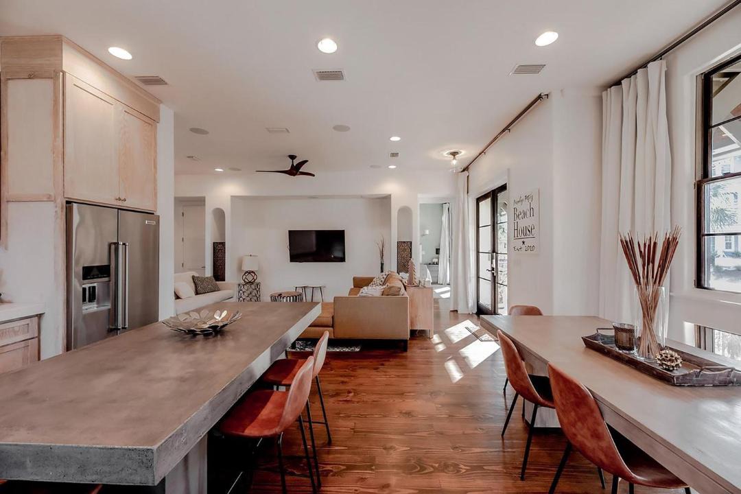 Photo of Kitchen in Dune Allen Beach
