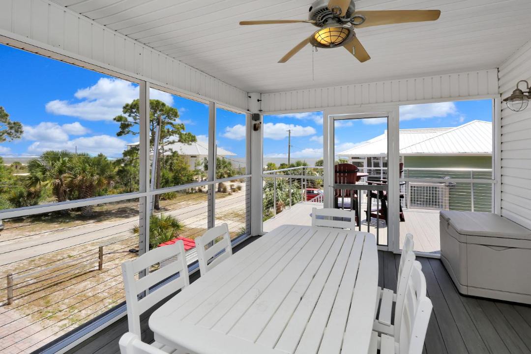 Photo of Patio Balcony in Indian Pass
