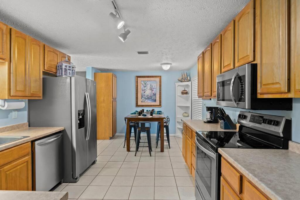 Photo of Kitchen in El Centro Beach