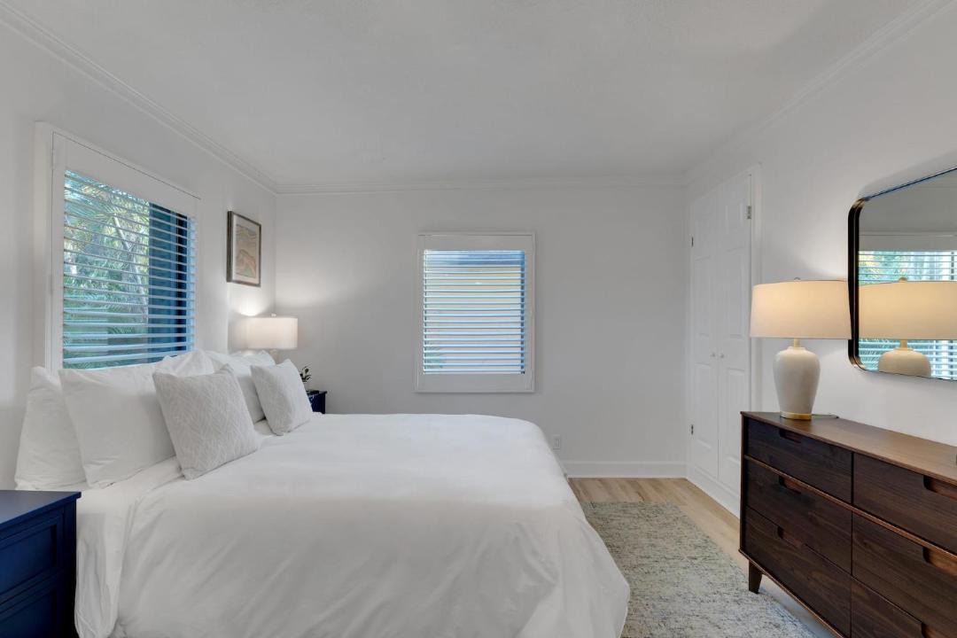 Photo of Others in Poinsettia Heights