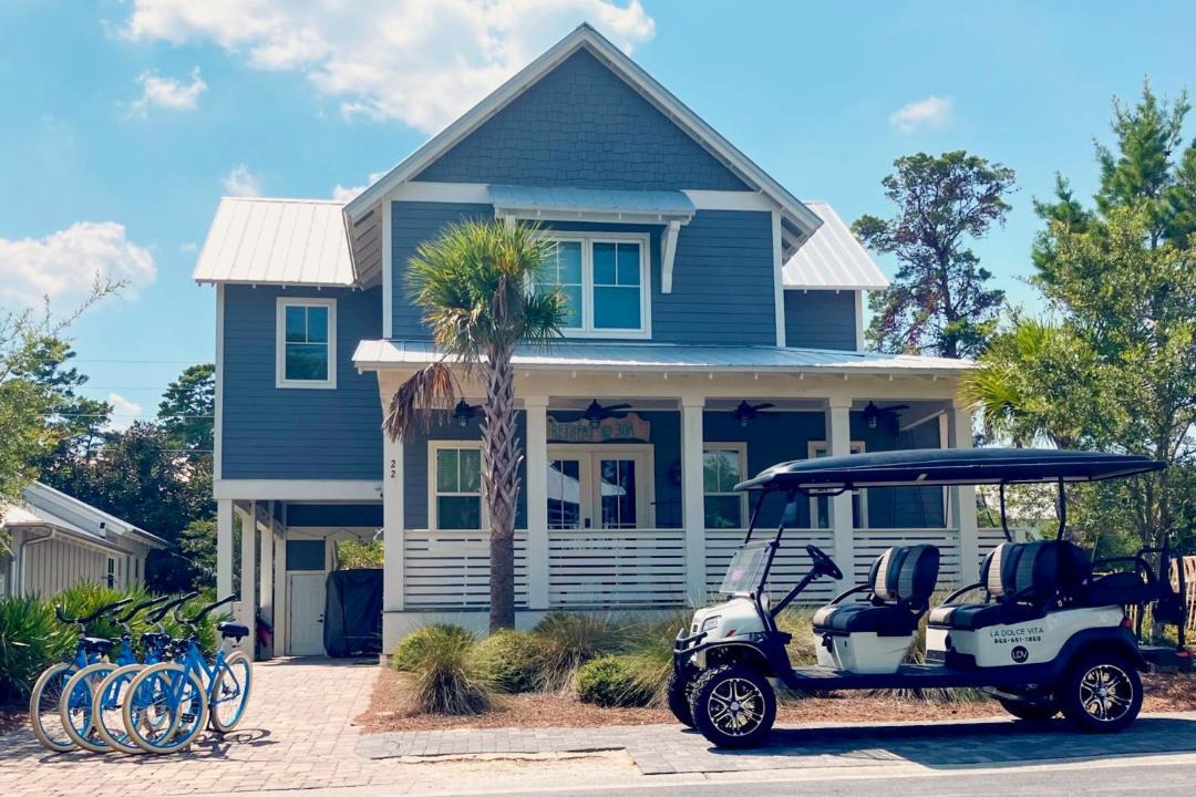 Photo of Buildings in Lakeside at Blue Mountain Beach