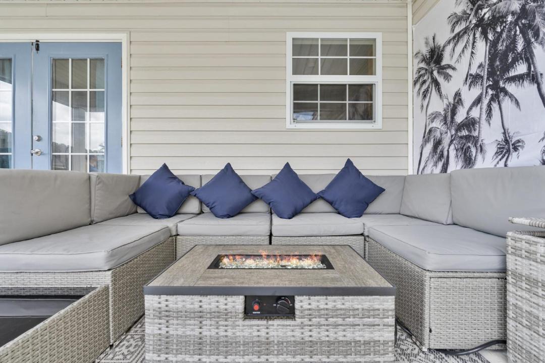 Photo of Livingroom in Lynn Haven