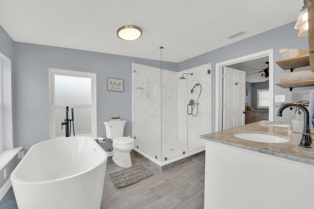 Photo of Bathroom in Lynn Haven