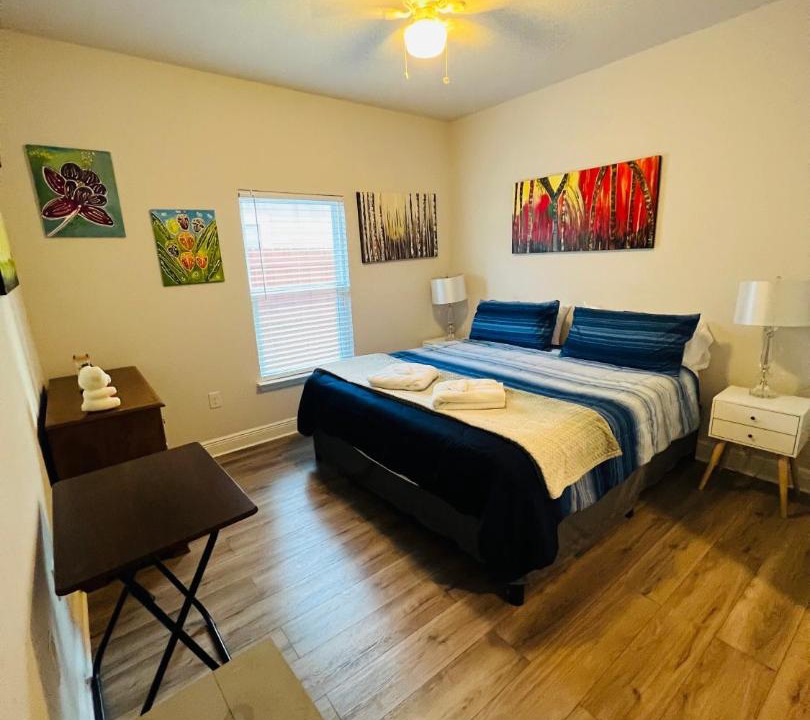 Photo of Bedroom in Upper Grand Lagoon