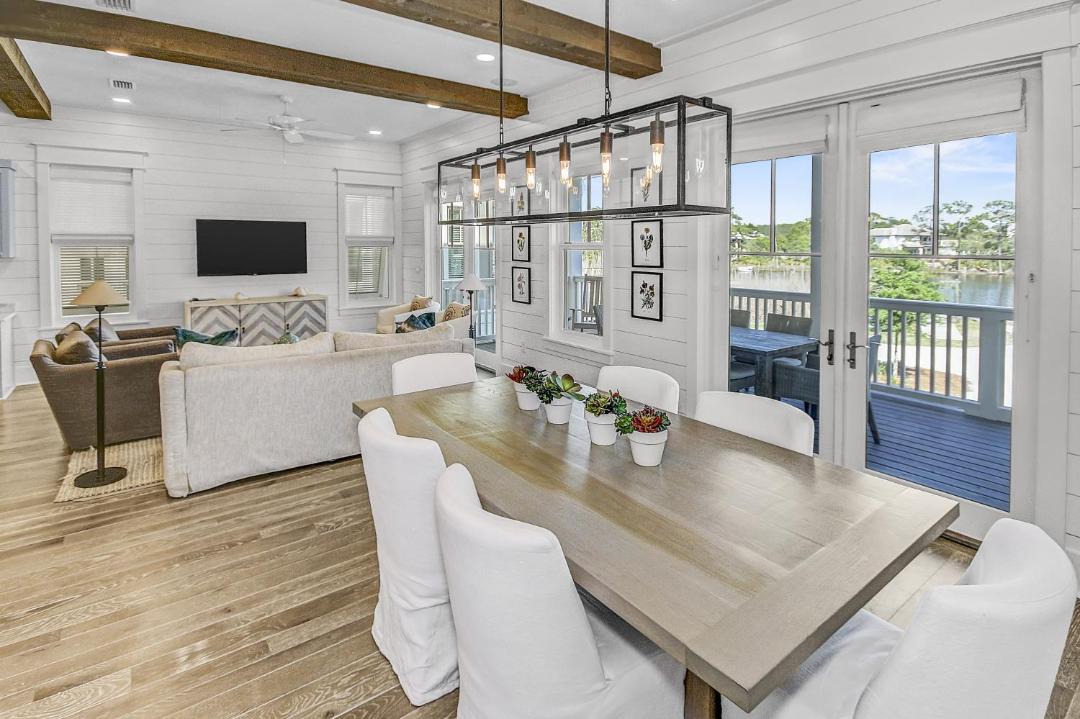 Photo of Livingroom in Grayton Beach