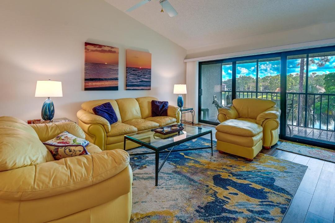 Photo of Livingroom in Naples