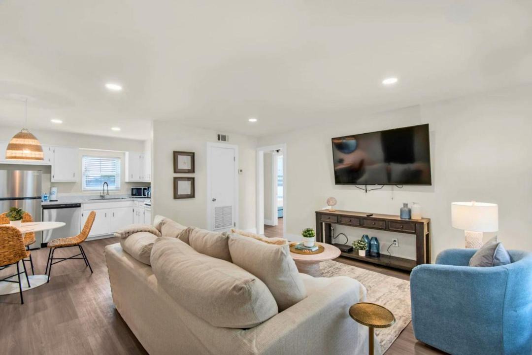 Photo of Livingroom in Fort Walton Beach