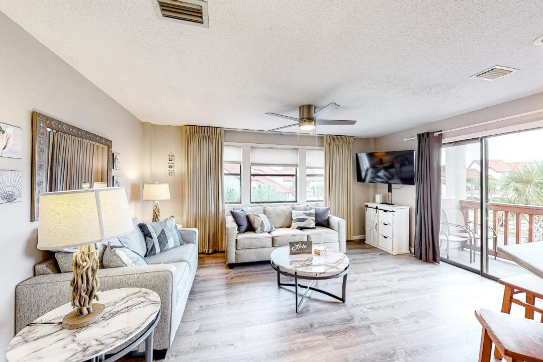 Photo of Livingroom in Gulf Lagoon Beach