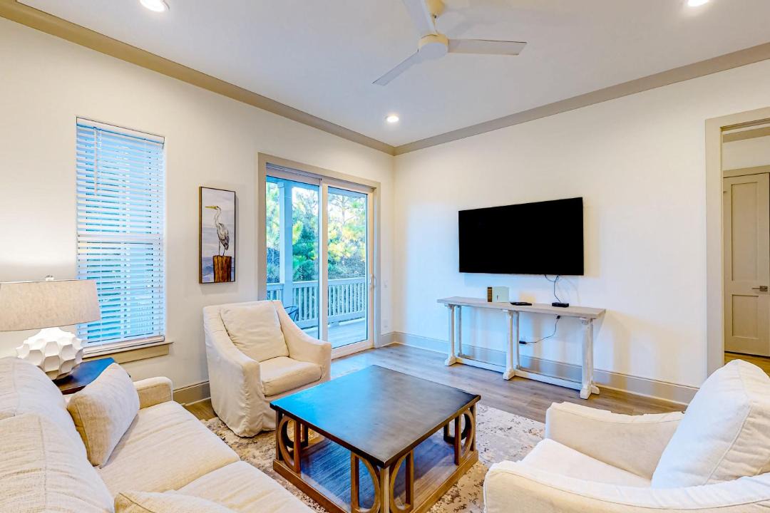 Photo of Livingroom in Dune Allen Beach