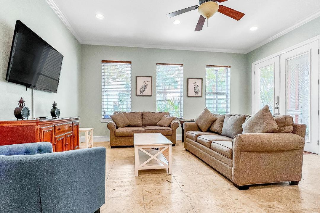 Photo of Livingroom in Villages of Crystal Beach