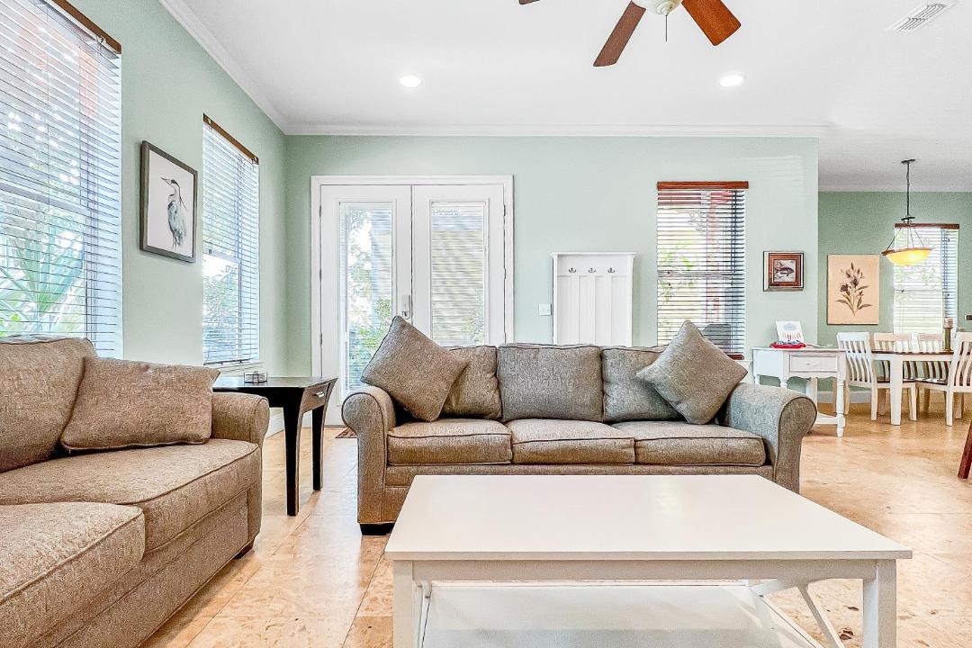 Photo of Livingroom in Villages of Crystal Beach