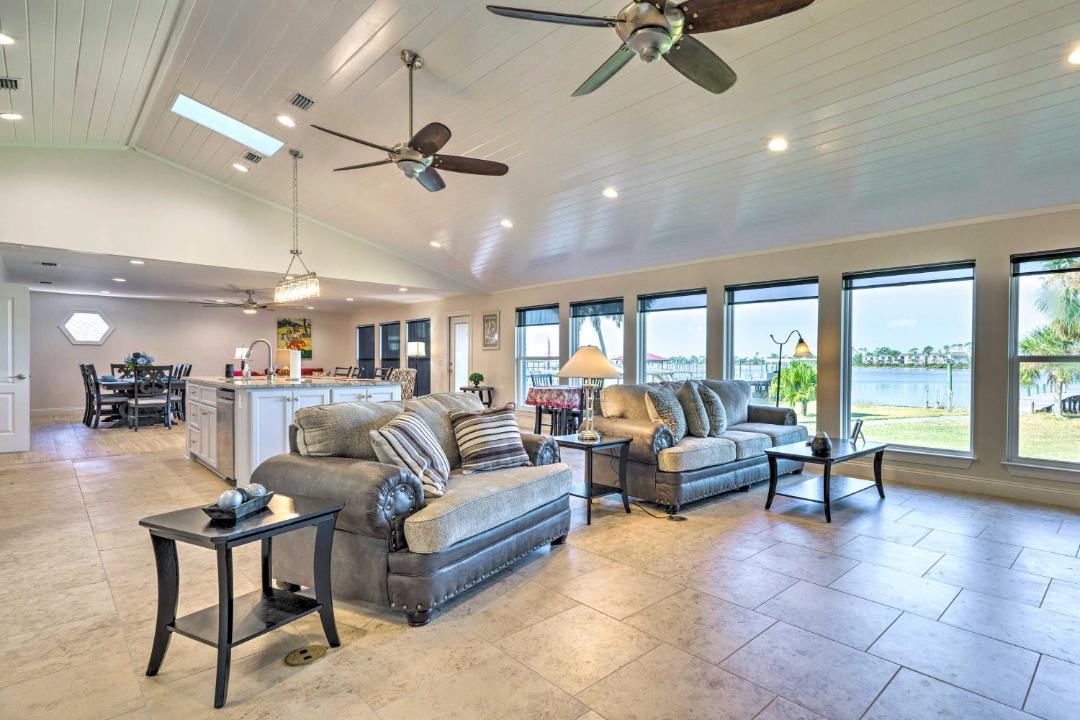 Photo of Livingroom in Callaway