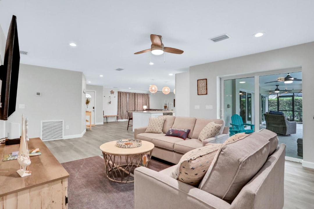 Photo of Livingroom in Kings Lake
