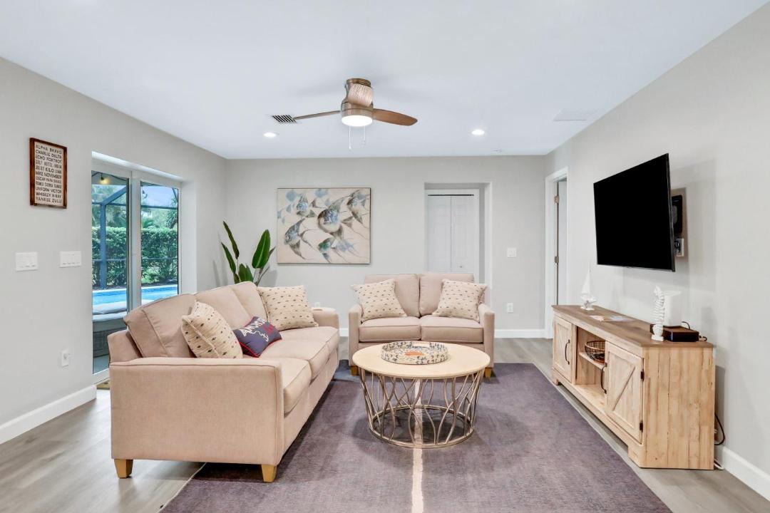 Photo of Livingroom in Kings Lake