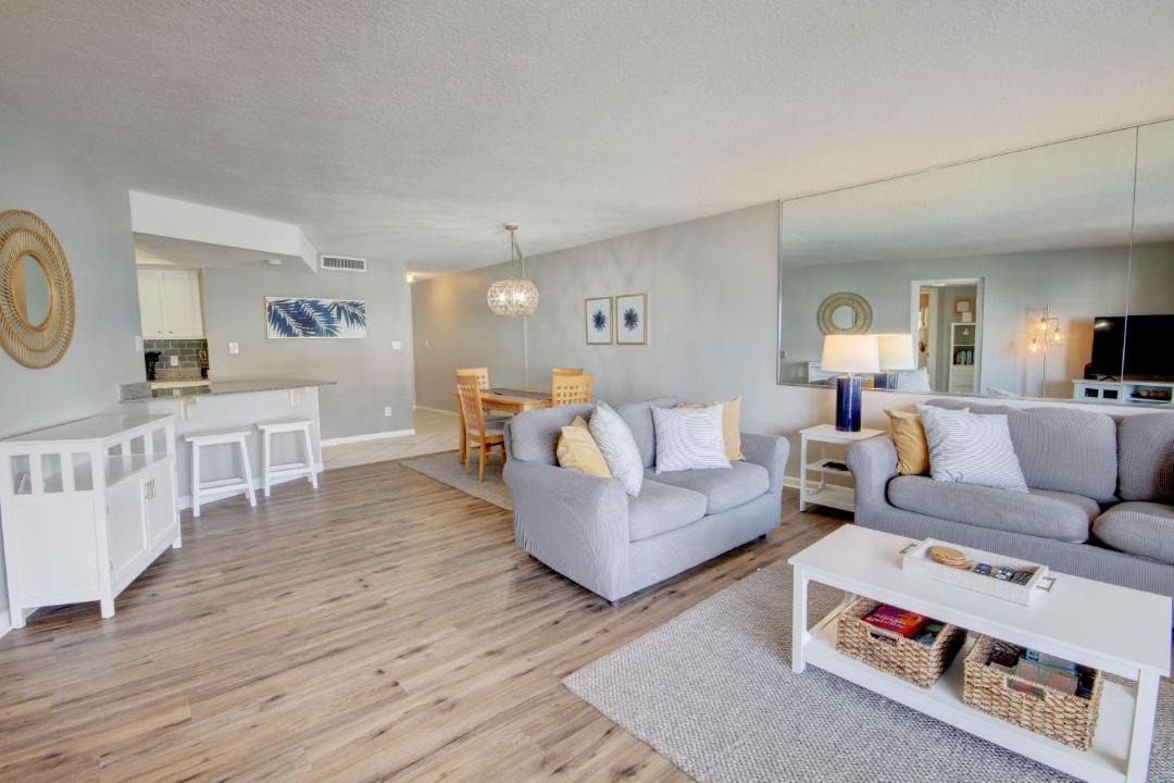 Photo of Livingroom in Fort Walton Beach