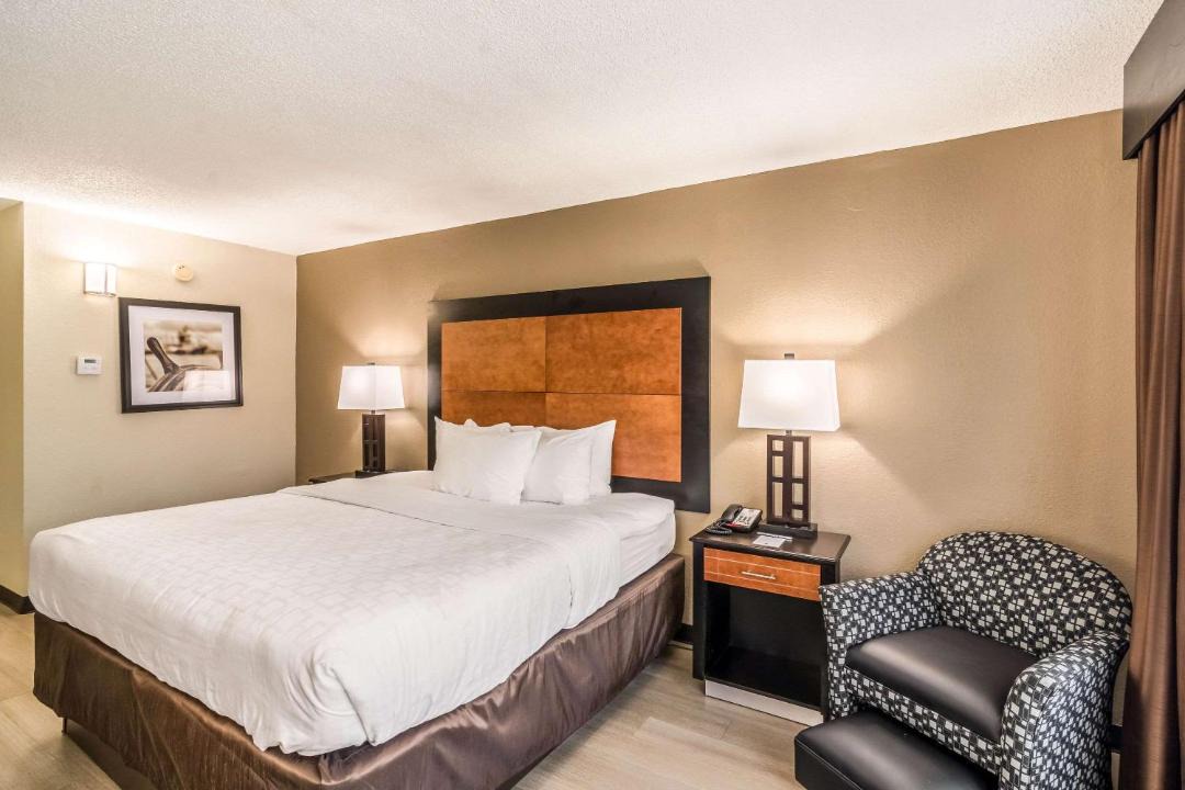 Photo of Bedroom in Northwest Pensacola