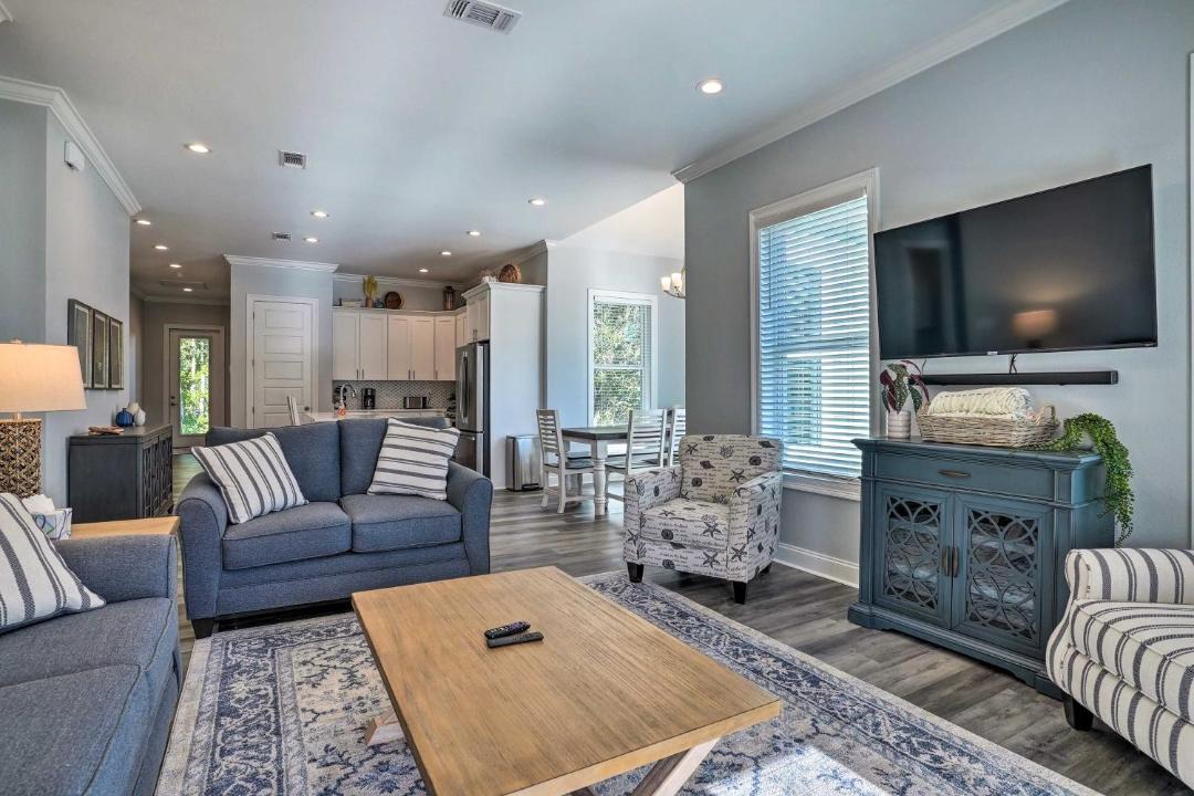 Photo of Livingroom in Long Beach