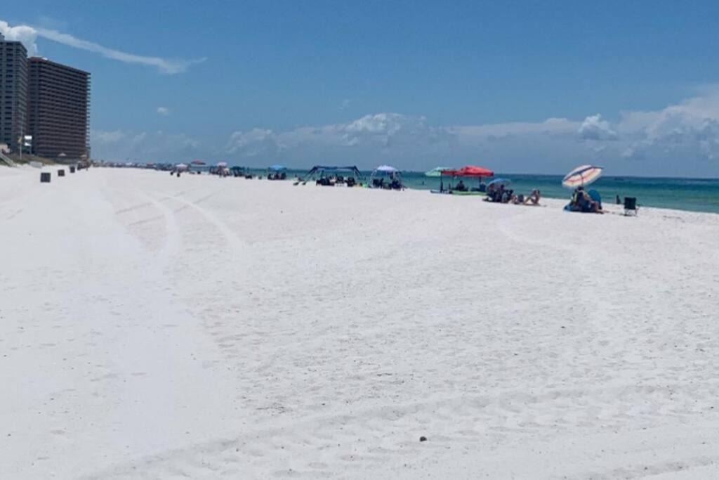 Photo of Outdoor in Biltmore Beach